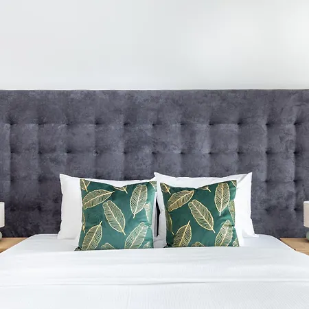 Hock By Vagabond Apartahotel *