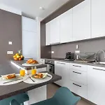 Hock By Vagabond 4*